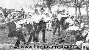 Tango entre hommes en 1913